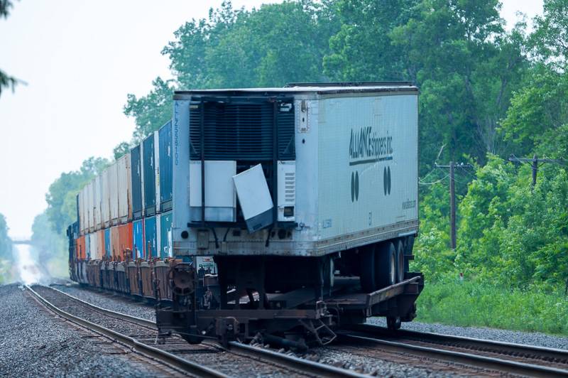 fargo road train derail