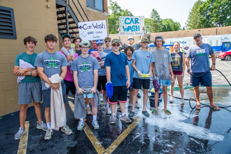 Members of BND Hockey team fundraiser today behind Notre-Dame High School until 2 p.m.