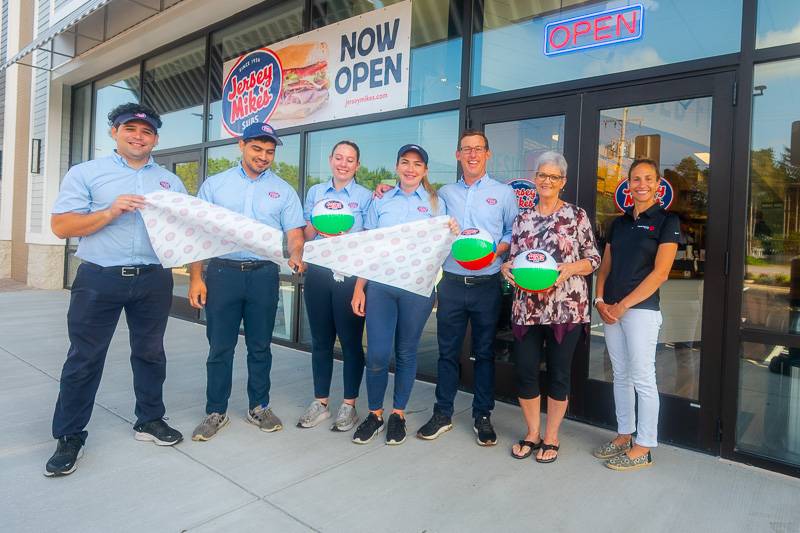 jersey mike ribbon cutting 2023