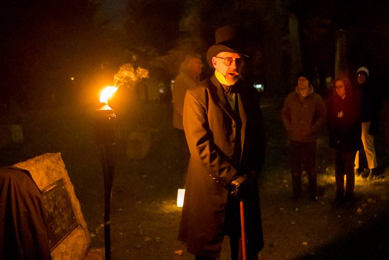 Michael Gosselin as Rev. John Yates.