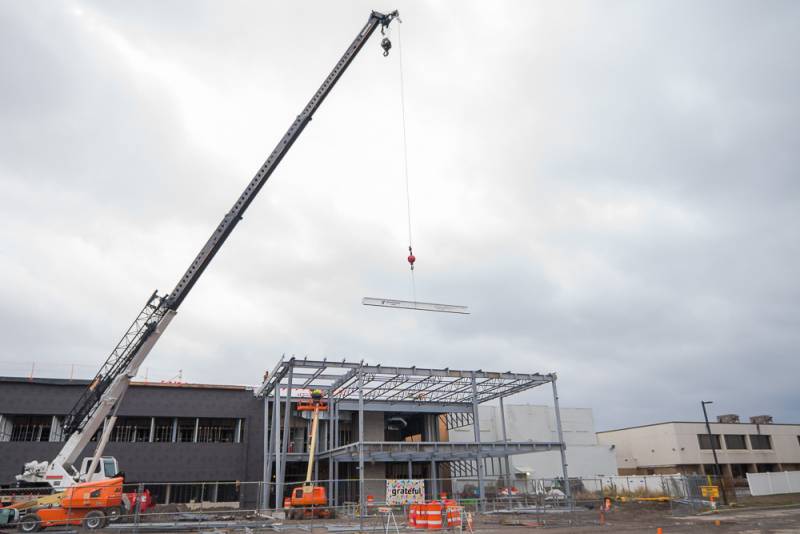 health living topping off nov. 2023