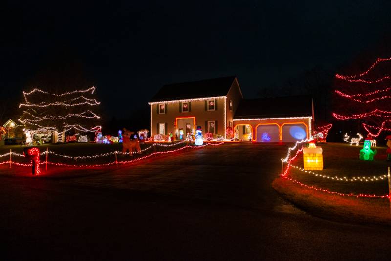 Rollin Circle, Batavia.  Photo by Steve Ognibene