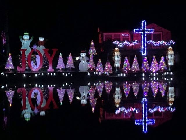 Horseshoe light display