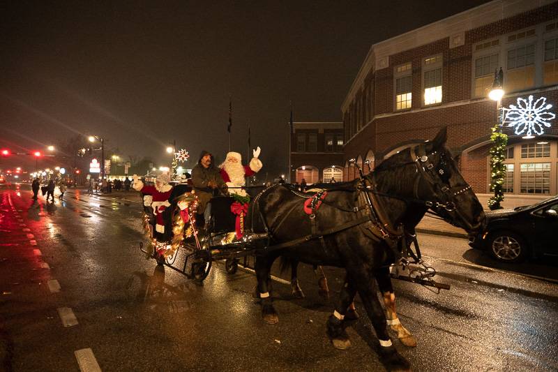 downtown batavia christmas parade 2023