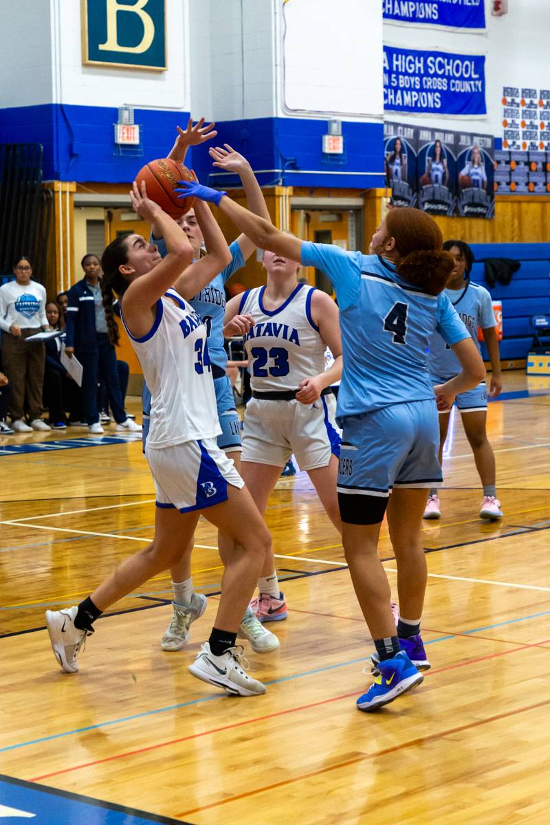 Isabella Walsh trying for possession of ball.  Photo by Steve Ognibene