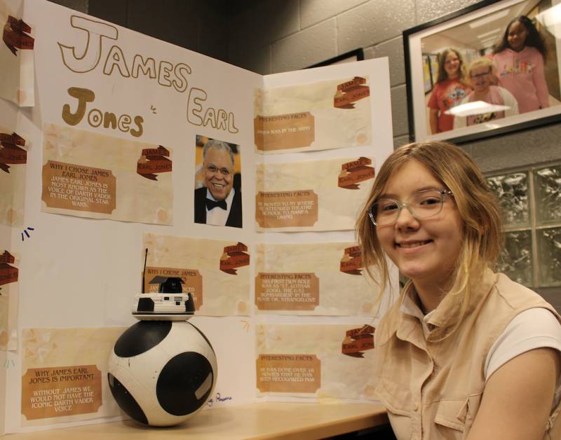 bbhs_wax-museum-participant-presents-james-earl-jones.jpg