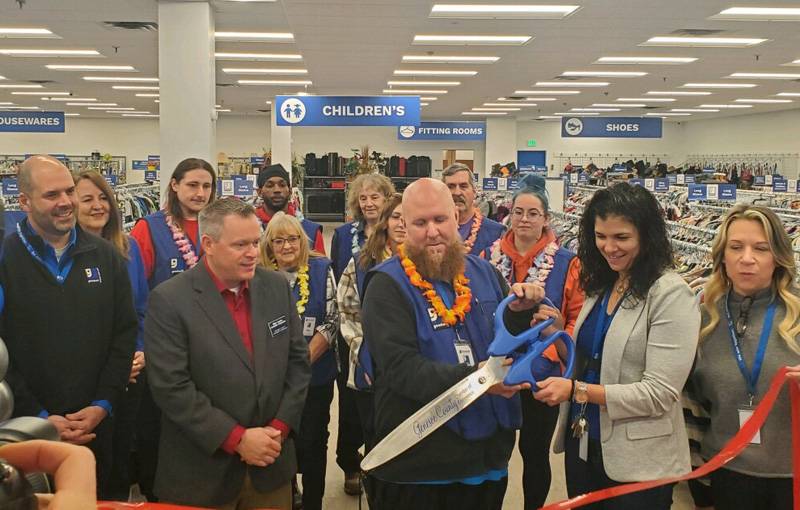 goodwill batavia ribbon cutting