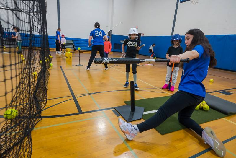 stingers softball camp with blue devils