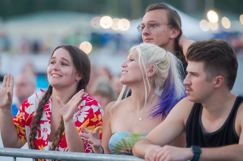 Photos Smash Mouth delivers an All Star performance at Batavia Downs