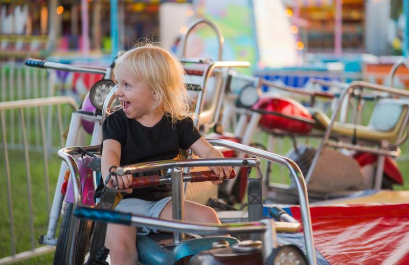 friday evening midway genesee county fair