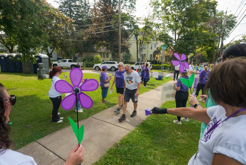 alzheimers-walk-in-batavia