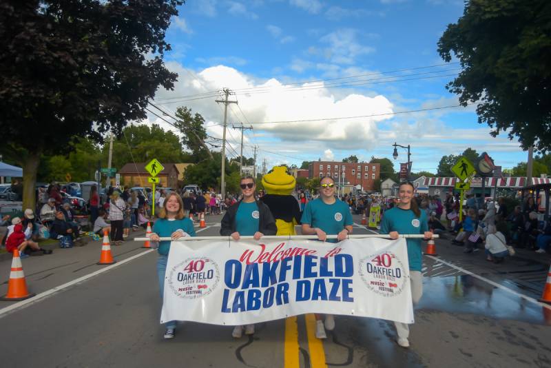 parade-oakfield-labor-daze-2024