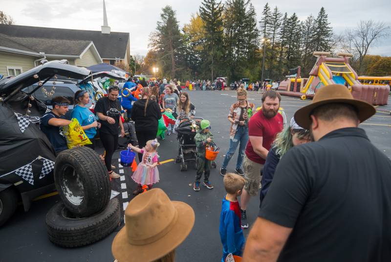 Photos: Trunk Or Treat At Grace Baptist Church | The Batavian