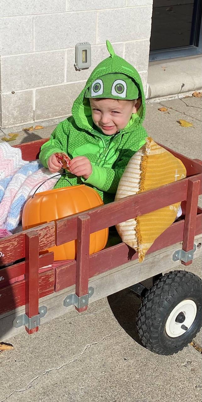 little frog trick or treater