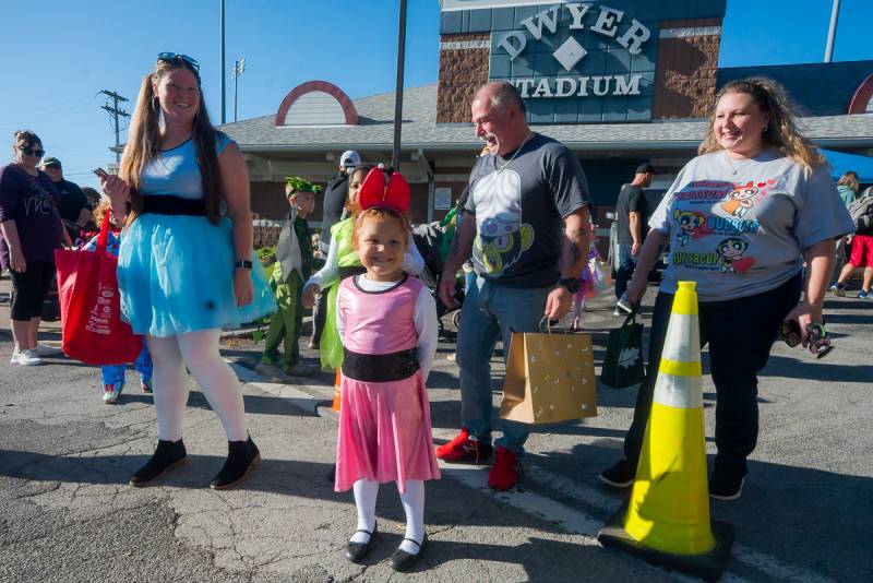 trick-or-treat-at-dwyer