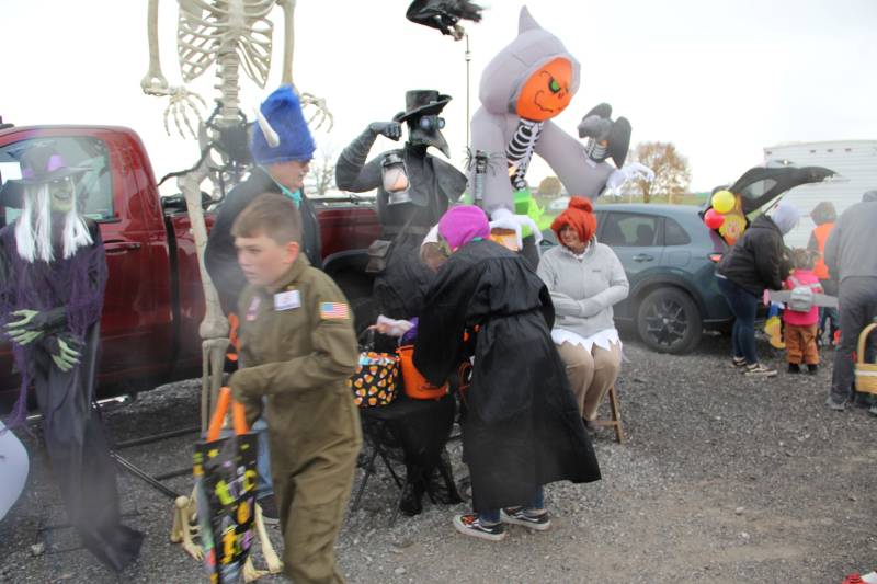 trunk-or-treaters-in-rain.jpg