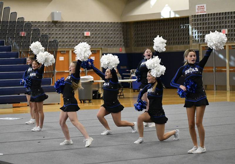 section cheerleading batavia elba le roy