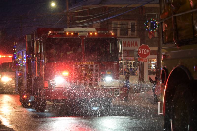 village of alexander christmas parade