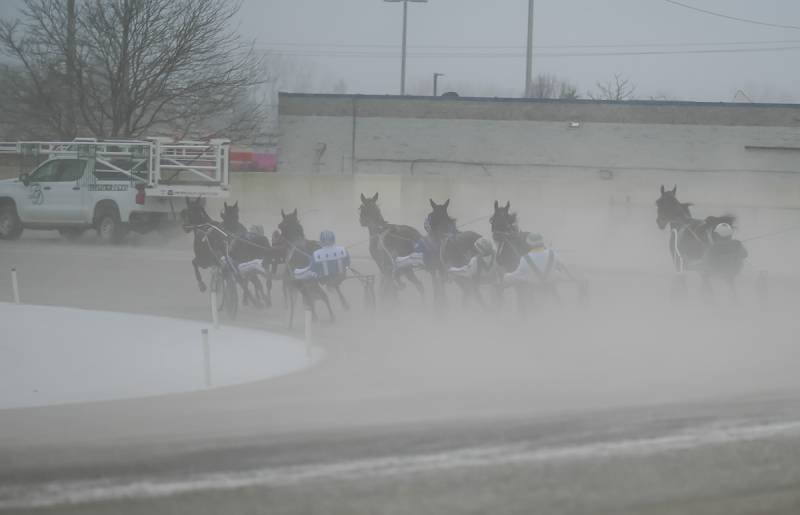 winter-opening-batavia-downs