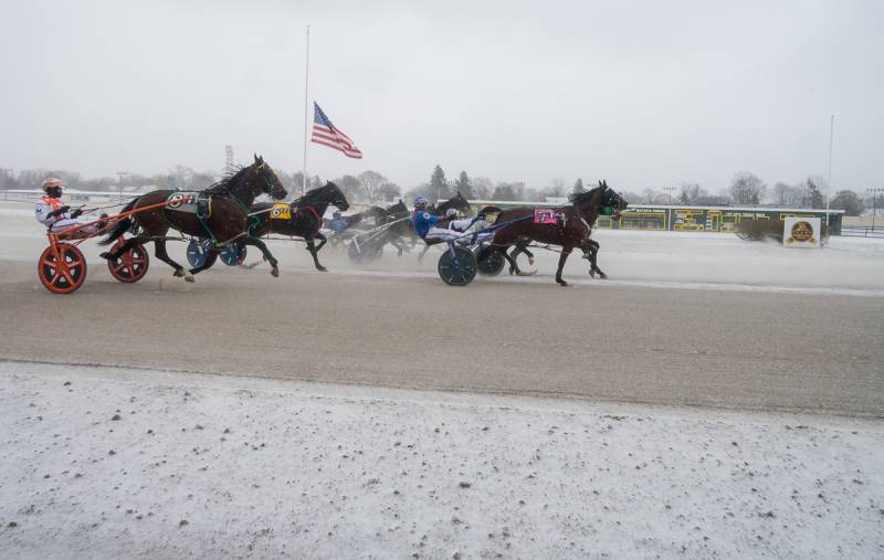 winter-opening-batavia-downs