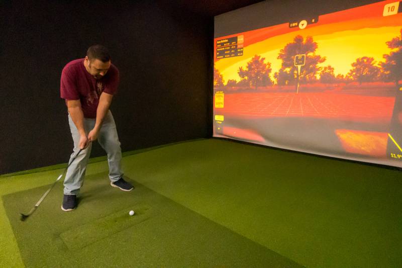 the sim golf batavia city centre