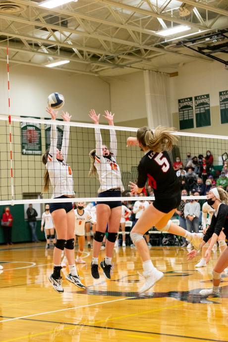York Suburban triumphs in battle of state girls' volleyball powers