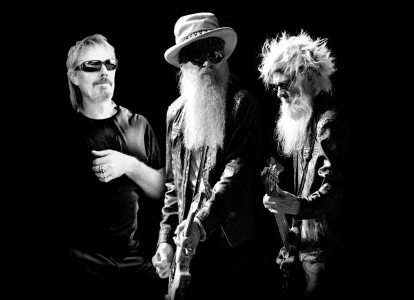 zz-top-b_w-2022-large.jpg